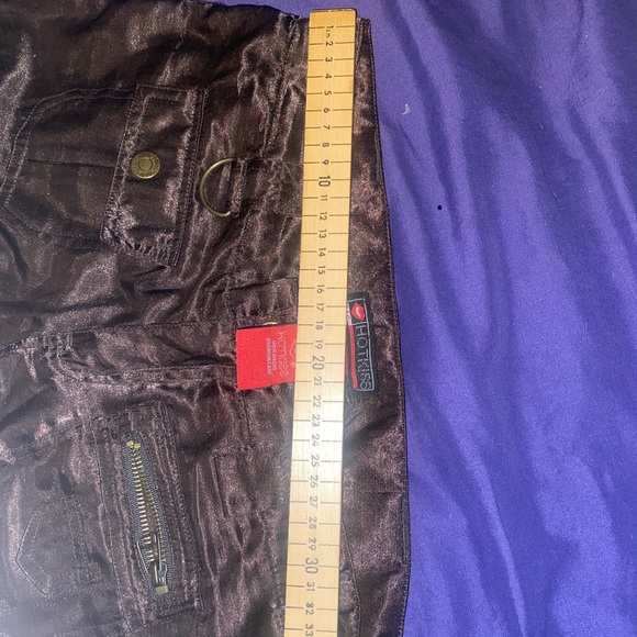 Hot kiss - Picture 6 of 7